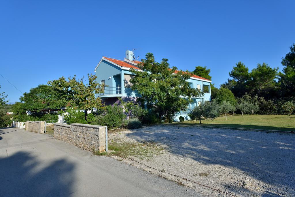 Sara Apartments Petrčane Extérieur photo