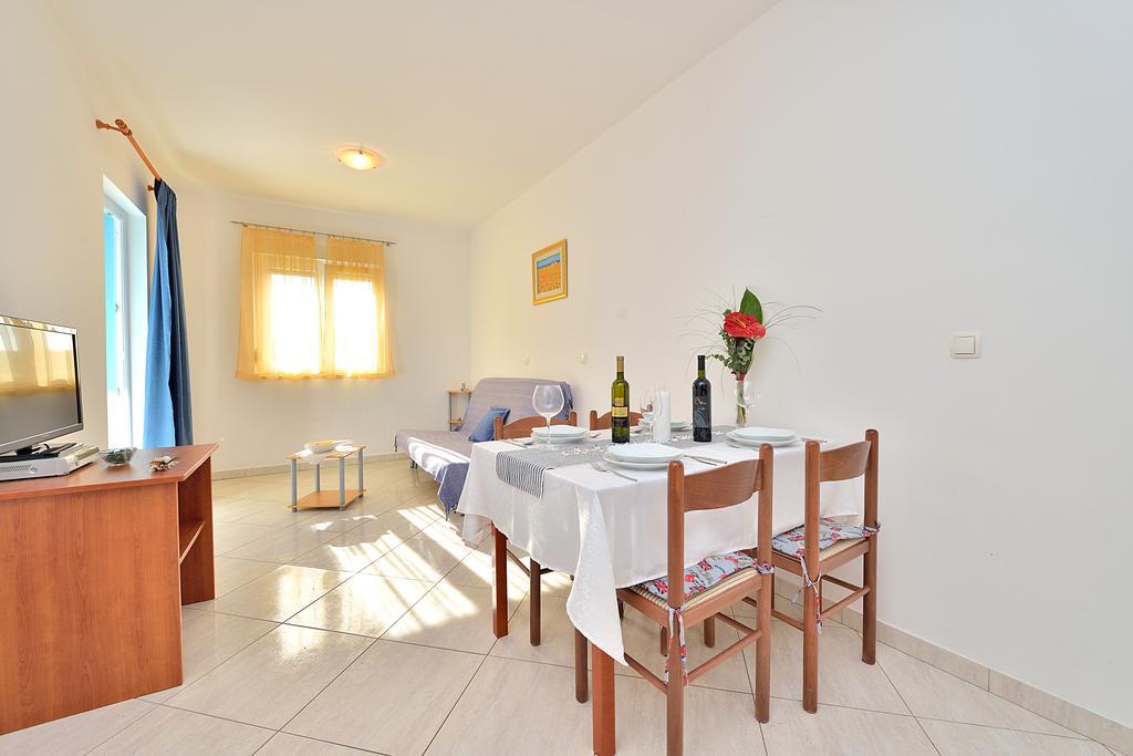 Sara Apartments Petrčane Chambre photo